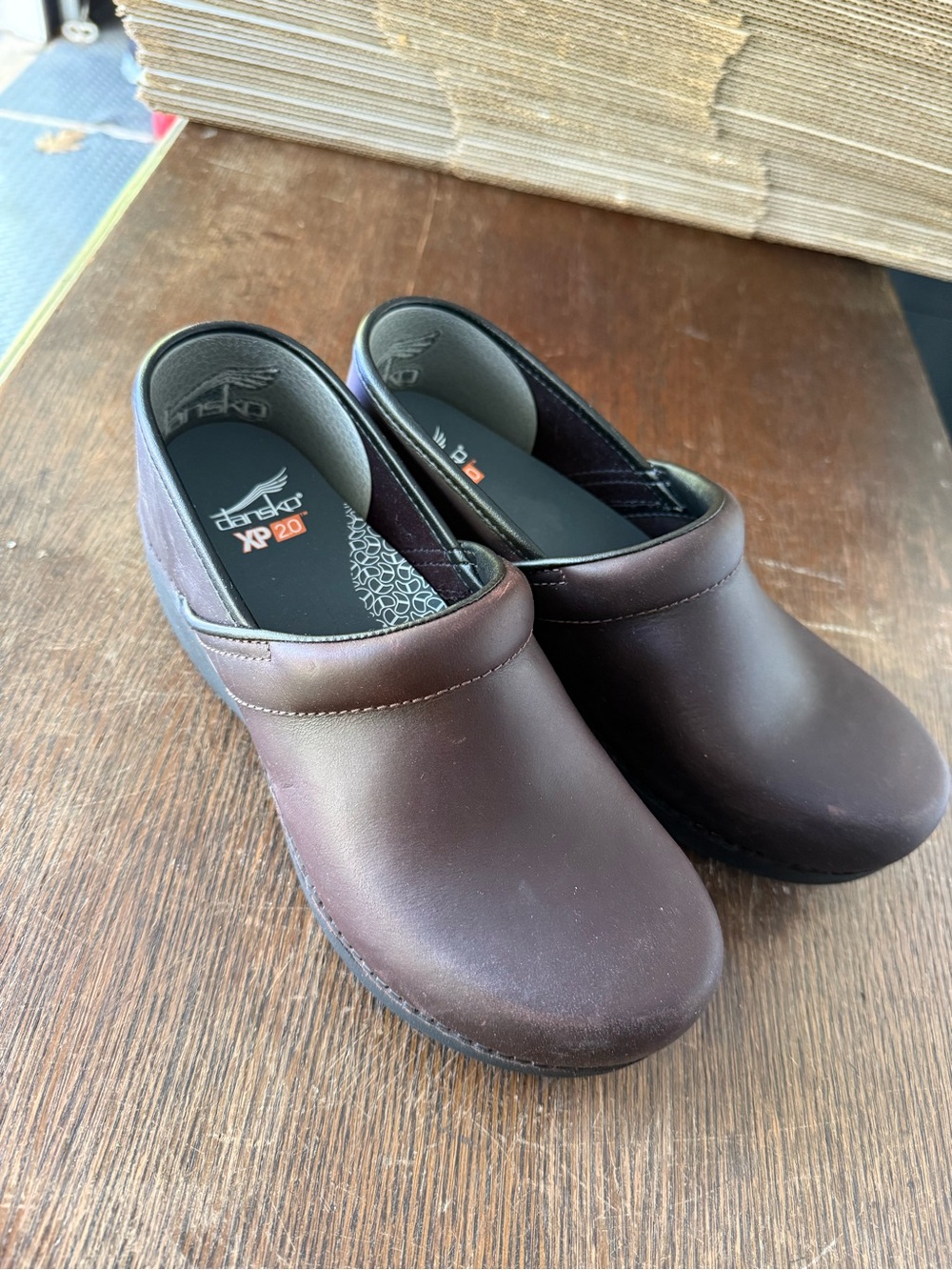 Dansko XP 2.0 Leather Clogs in Mahogany Brown